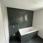 Badezimmerrenovierung. Ein Projekt von QArbeit.